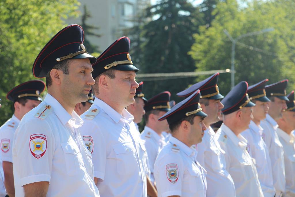 В Карачаево-Черкесии состоялись мероприятия, посвященные Дню образования полиции России