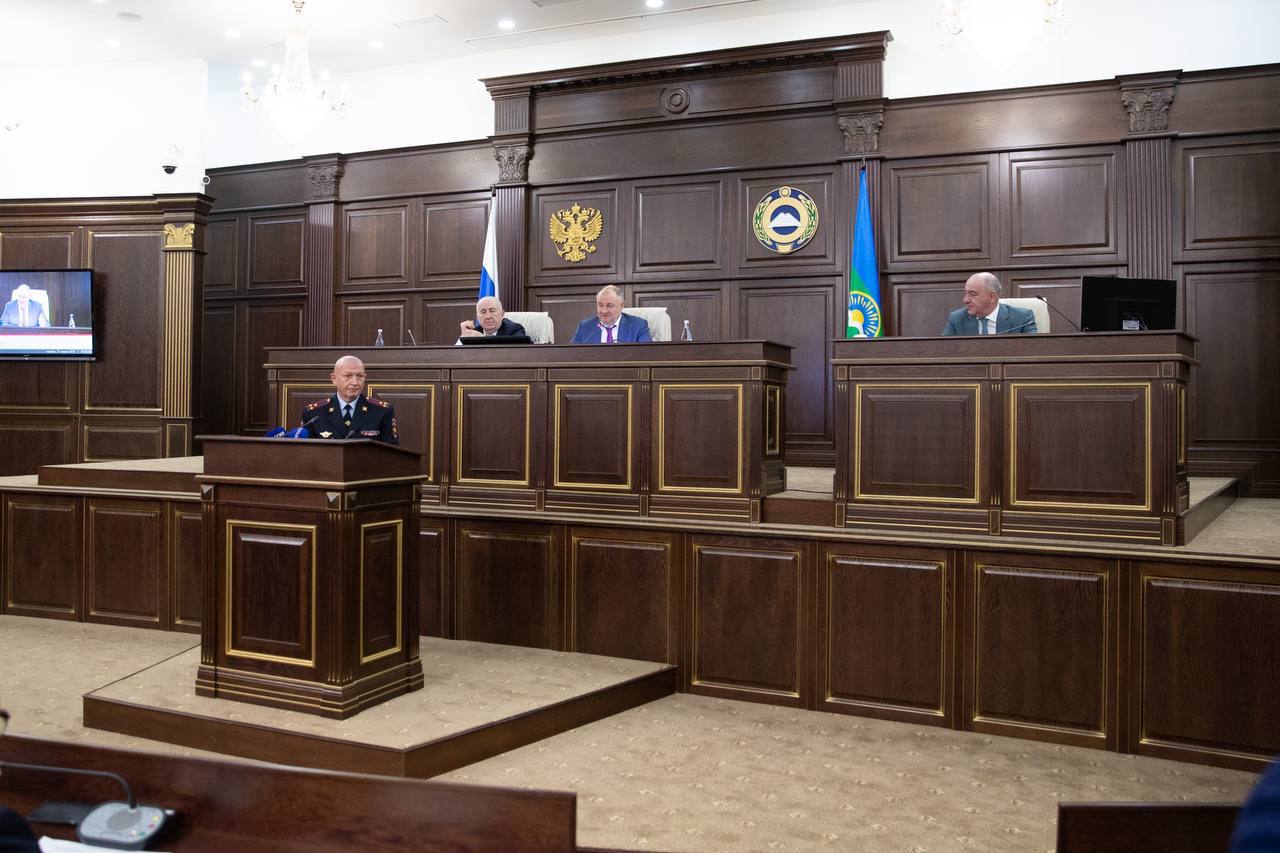 В парламенте Карачаево-Черкесской Республики прошло девятое заседание седьмого созыва
