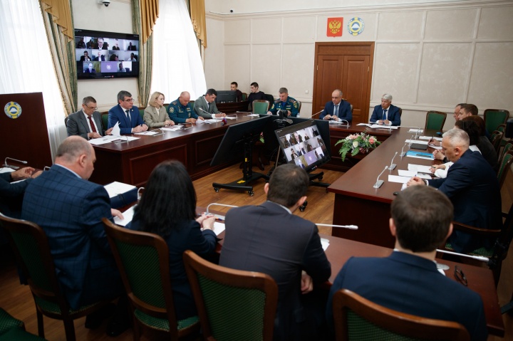 В КЧР обсудили вопросы безопасности перед стартом летнего сезона