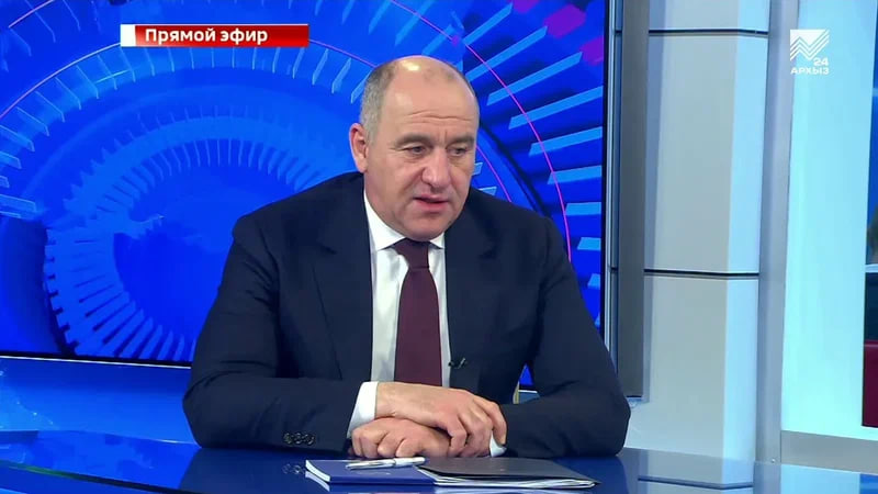 Глава Карачаево-Черкесии провел Прямую линию с жителями республики