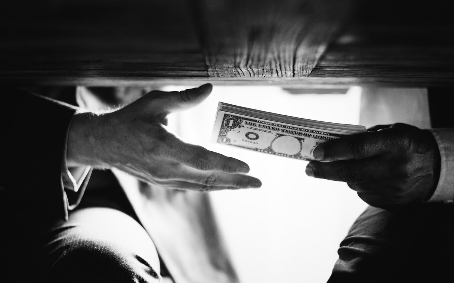 Следственное управление КЧР подвело итоги борьбы с коррупцией за 9 месяцев 2025 года