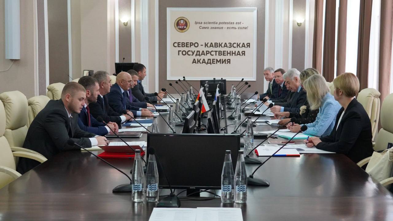 В Карачаево-Черкесии прошли мероприятия Комиссии по сотрудничеству Совета Федерации РФ и Парламента Южной Осетии