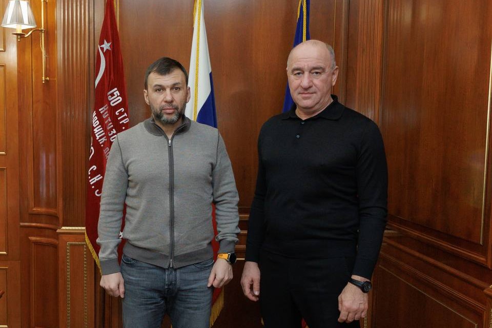 Главы Карачаево-Черкесии и ДНР обсудили сотрудничество и поддержку участников СВО