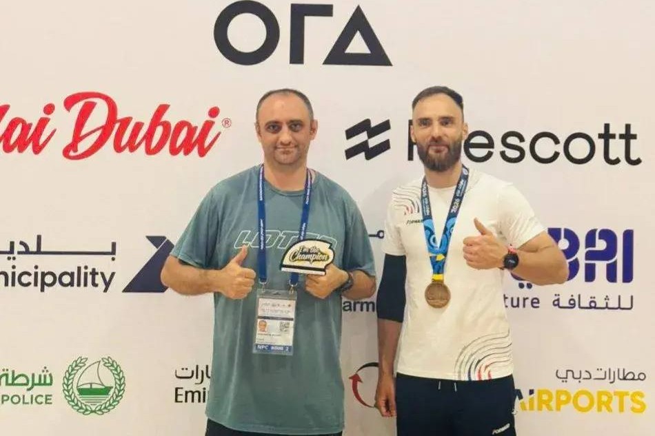 Легкоатлет из КЧР Далер Савельев завоевал бронзу на международном чемпионате в Дубае и получил допуск к стартам мирового уровня