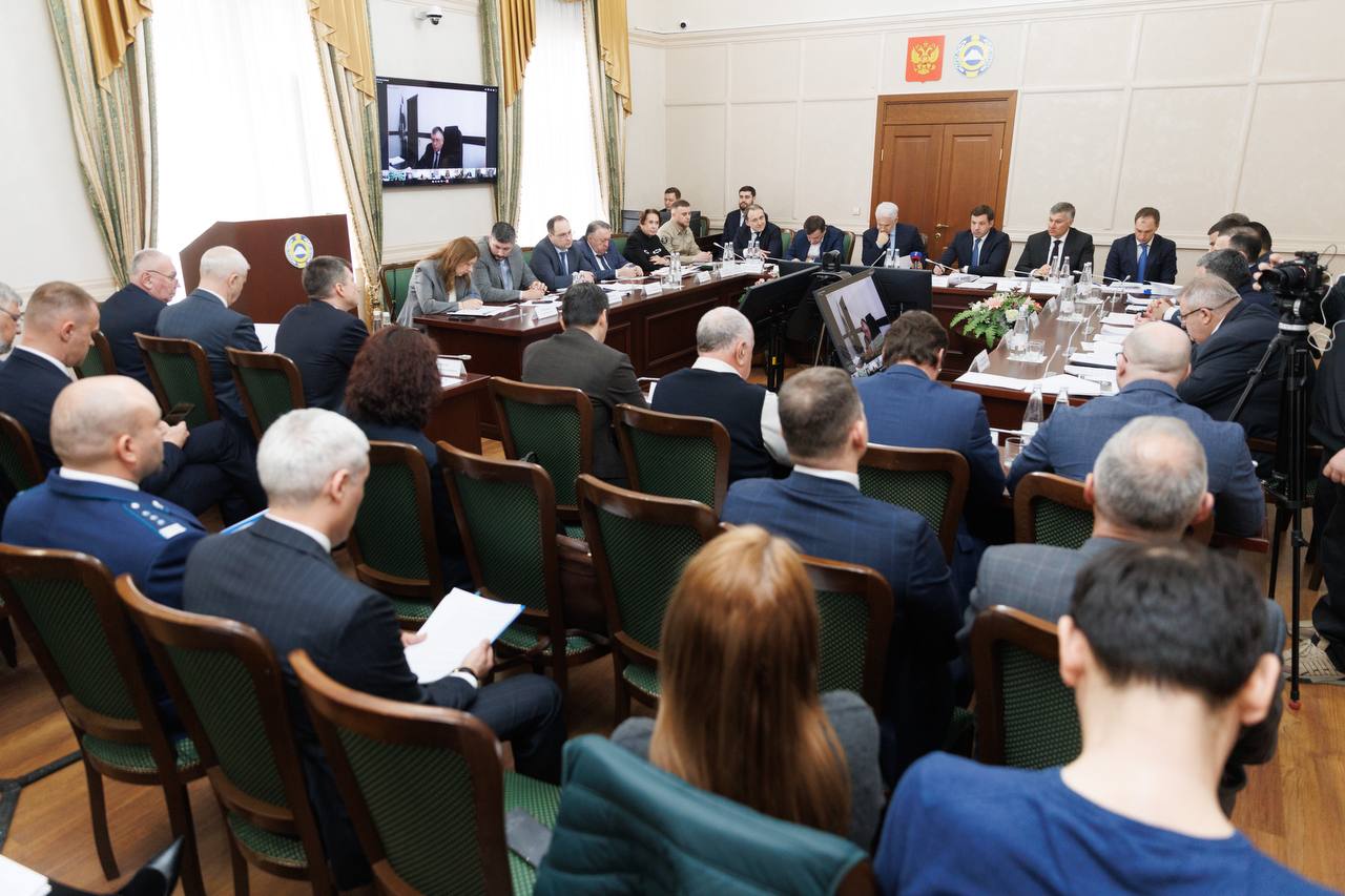 В Карачаево-Черкесии обсудили строительство аэропорта, театра и дороги до «Красной Поляны» под председательством помощника премьер-министра РФ