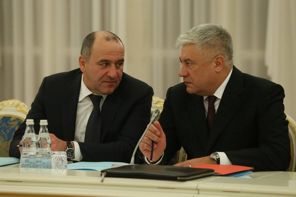 Рашид Темрезов поздравил главу МВД Владимира Колокольцева с 65-летием