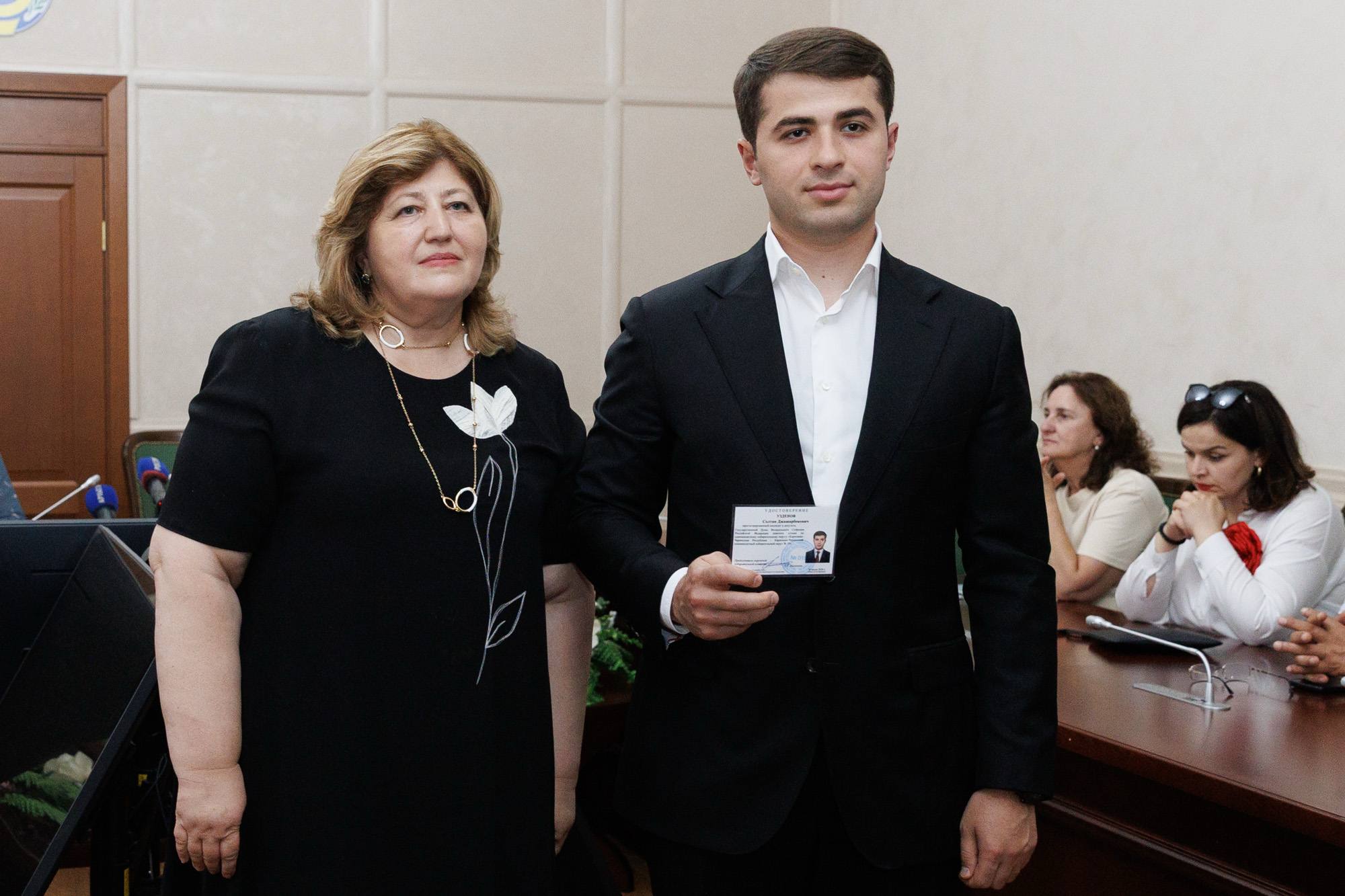 Избирком КЧР зарегистрировал Солтана Узденова кандидатом на выборах в Госдуму