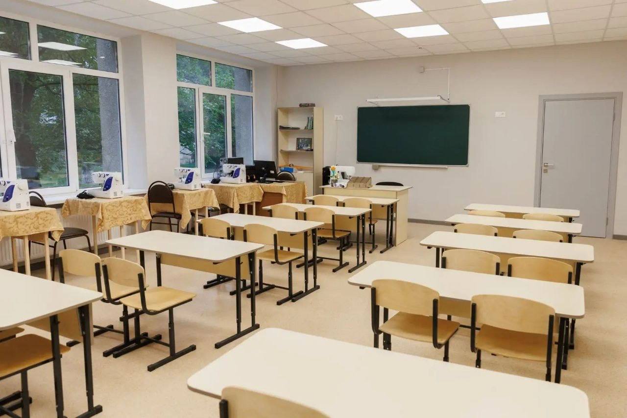 В поселке Правокубанском после капремонта открылась школа на 1050 мест