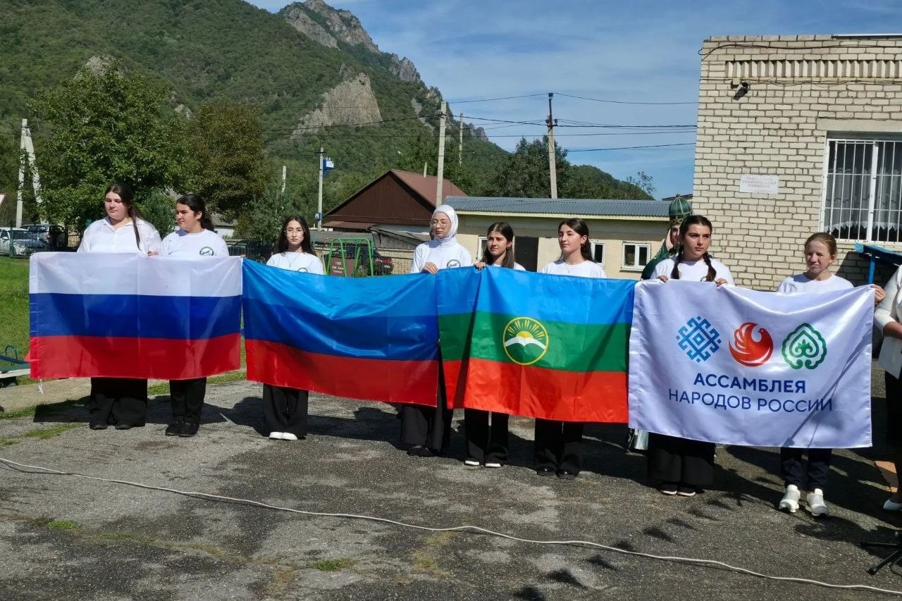 Директора школ КЧР и ЛНР подписали соглашение о сотрудничестве